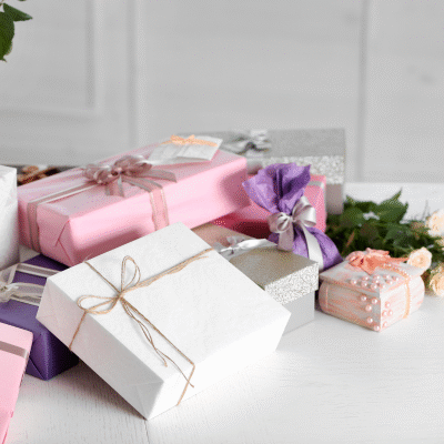 Home 151 Cadouri pentru cununie civilă, în funcție de relația cu mirii